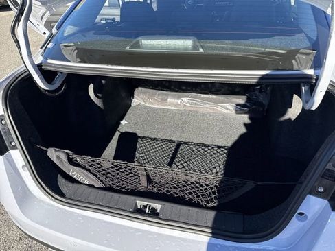 New 2025 Nissan Versa SR w/ Trunk Package image 12