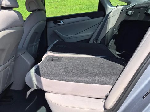 Used 2016 Hyundai Sonata SE w/ Cargo Package FWD image 20