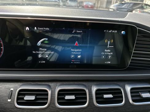 Used 2022 Mercedes-Benz GLS 450 4MATIC image 23