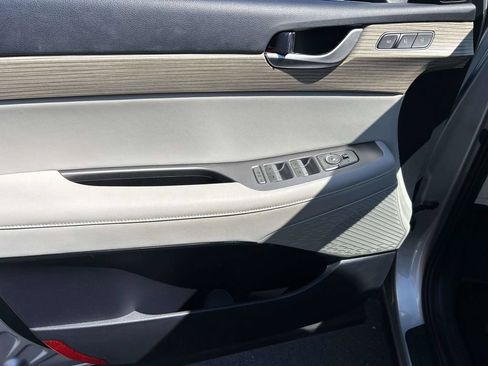 Used 2021 Hyundai Palisade SEL w/ Premium Package FWD image 18