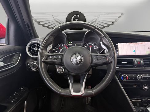 Used 2023 Alfa Romeo Giulia Sprint AWD/4WD image 12