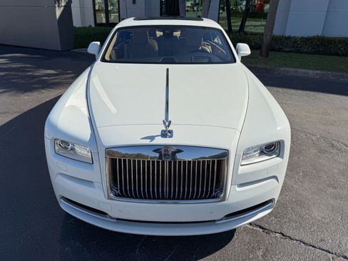 Used 2014 Rolls-Royce Wraith image 7