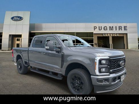 New 2026 Ford F250 Lariat w/ Black Appearance Package AWD/4WD image 1