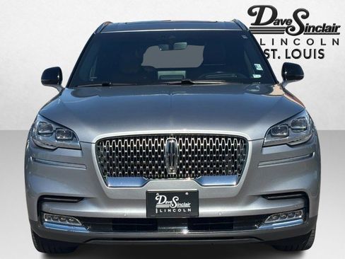 Used 2022 Lincoln Aviator Reserve w/ Equipment Group 201A image 8
