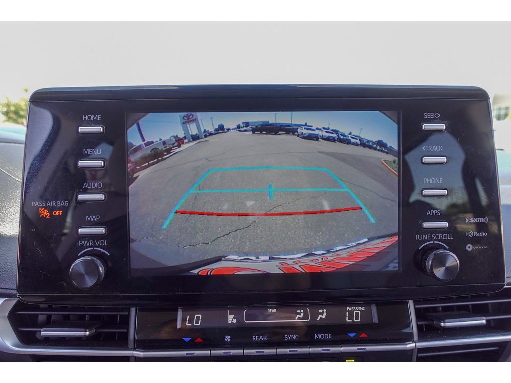 Certified 2023 Toyota Sienna LE FWD image 23
