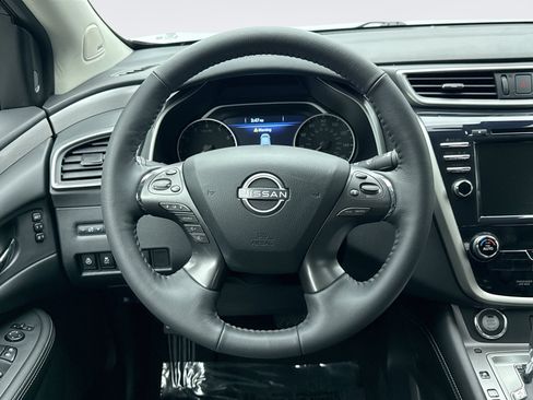 Used 2023 Nissan Murano SL AWD/4WD image 12