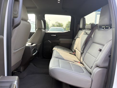 Used 2019 GMC Sierra 1500 SLT w/ SLT Premium Plus Package AWD/4WD image 32