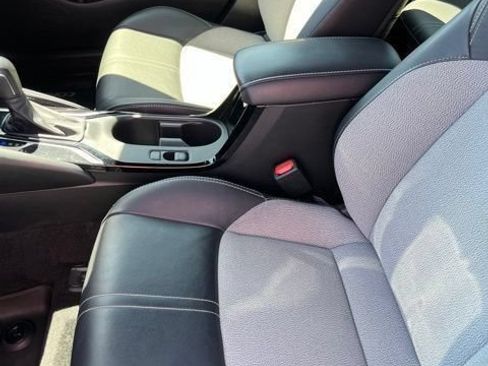 Used 2023 Toyota Corolla XSE FWD image 12