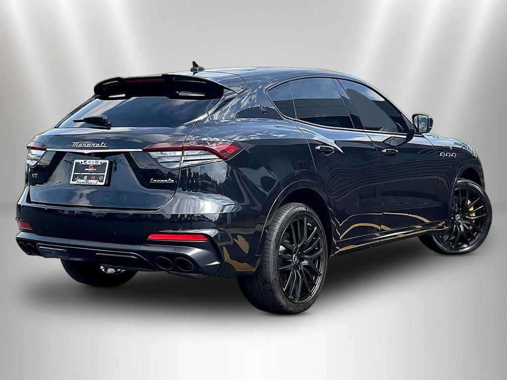 Used 2022 Maserati Levante Modena S AWD/4WD image 6