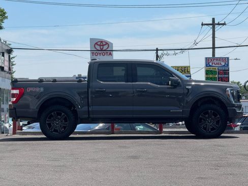 Used 2021 Ford F150 Lariat w/ Equipment Group 502A High AWD/4WD image 4