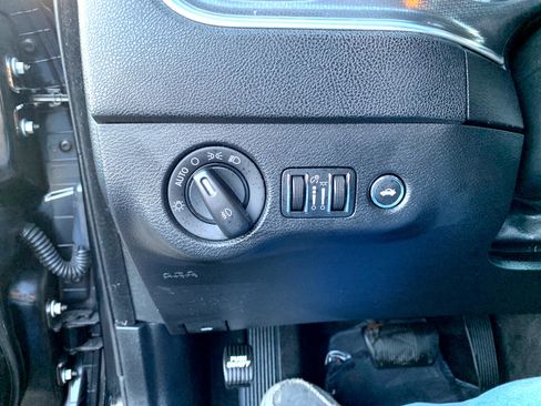 Used 2012 Dodge Charger SXT w/ Rallye Appearance Group image 18