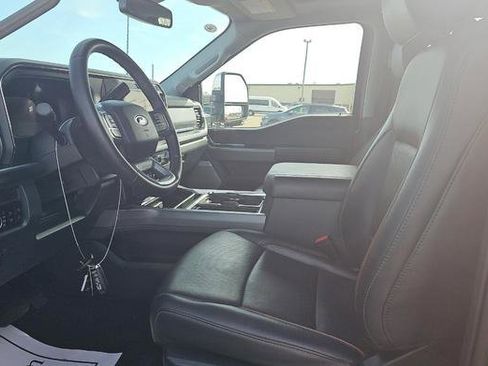 Used 2025 Ford F450 Lariat w/ Chrome Package image 9