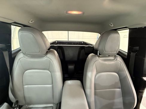 Used 2018 Chevrolet Colorado W/T image 21