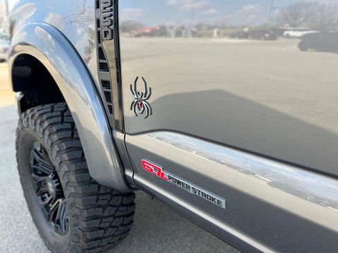 New 2025 Ford F250 Lariat w/ Lariat Ultimate Package image 13