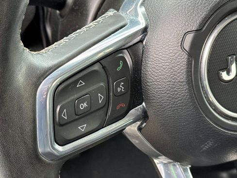 Used 2023 Jeep Wrangler Unlimited Sahara w/ Cold Weather Group AWD/4WD image 16