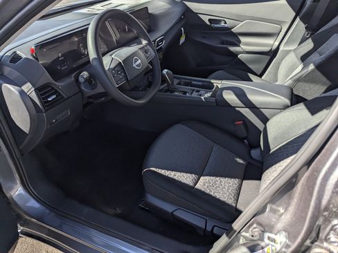 New 2026 Nissan Sentra SV w/ Floor Mat Package image 9