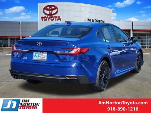 Used 2025 Toyota Camry SE w/ Multimedia Upgrade Package image 6