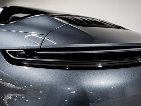 Used 2025 Porsche 911 Targa 4 GTS image 40