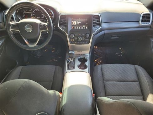 Certified 2021 Jeep Grand Cherokee Laredo image 18