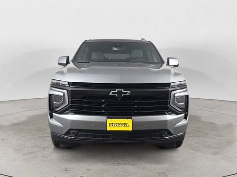 Used 2025 Chevrolet Suburban RST w/ Sun And Tow Package AWD/4WD image 2