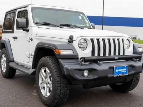 Used 2020 Jeep Wrangler Sport image 4