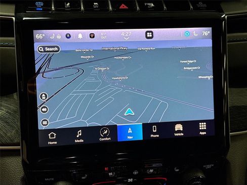 Used 2022 Jeep Grand Cherokee Trailhawk w/ Advanced Protech Group II AWD/4WD image 13