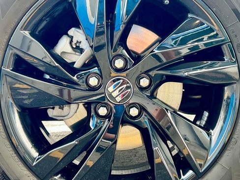 Used 2024 Buick Encore GX Sport Touring image 13