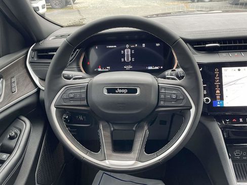 New 2026 Jeep Grand Cherokee Limited image 22