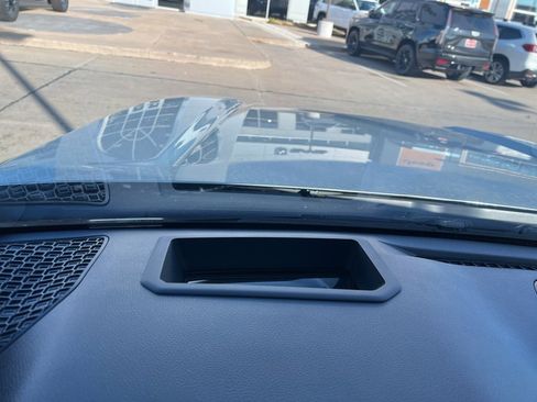 Used 2024 Toyota Tacoma Limited image 12