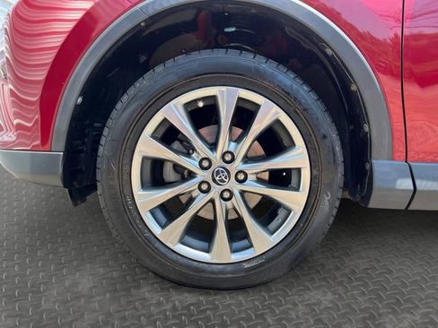 Used 2018 Toyota RAV4 Limited w/ Advanced Technology Package AWD/4WD image 16