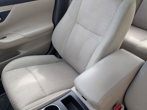 Used 2016 Nissan Altima 2.5 S w/ Power Driver Seat Package FWD image 10