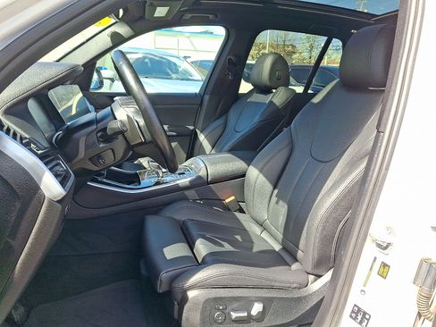 Used 2020 BMW X5 xDrive40i w/ Convenience Package AWD/4WD image 16