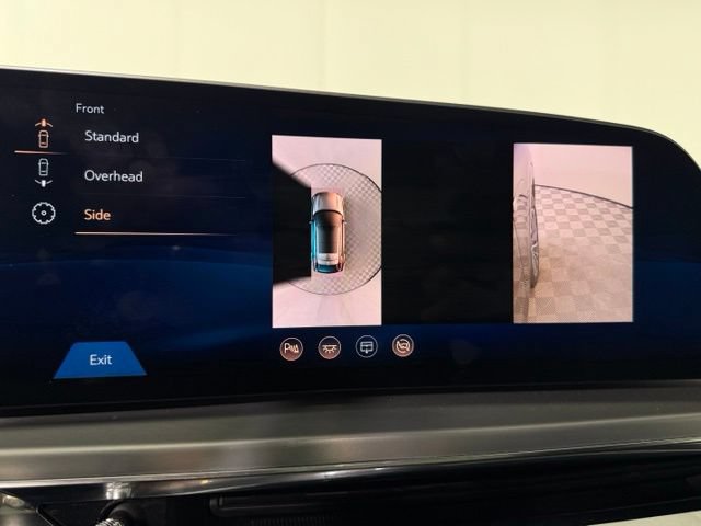 Certified 2024 Cadillac Lyriq Sport AWD/4WD image 18