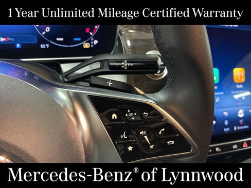 Used 2025 Mercedes-Benz GLC 300 4MATIC image 19