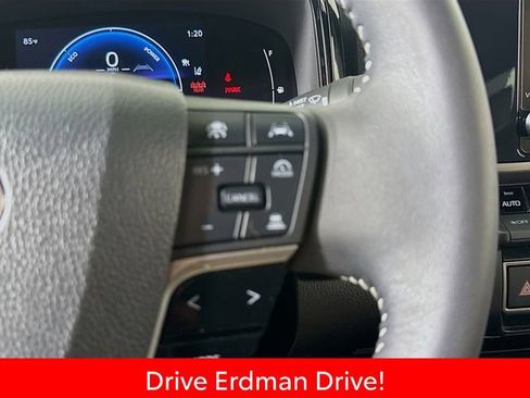 Certified 2025 Toyota Camry SE w/ Convenience Package image 14