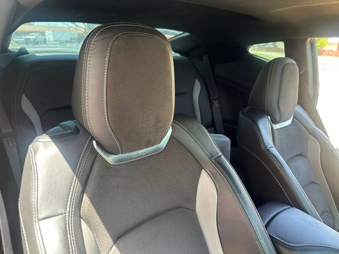Used 2018 Chevrolet Camaro SS RWD image 21