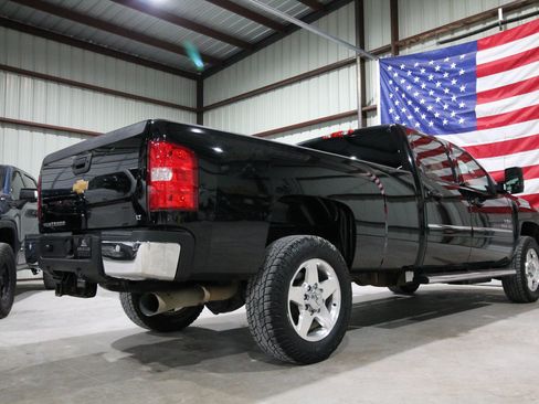 Used 2014 Chevrolet Silverado 2500 LT w/ Texas Edition AWD/4WD image 11