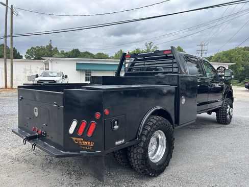 Used 2018 Ford F350 Lariat w/ FX4 Off-Road Package AWD/4WD image 6