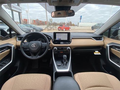 New 2025 Toyota RAV4 XLE image 12