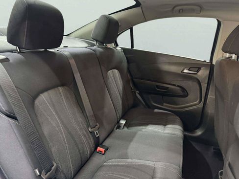 Used 2018 Chevrolet Sonic LT w/ Convenience Package FWD image 34