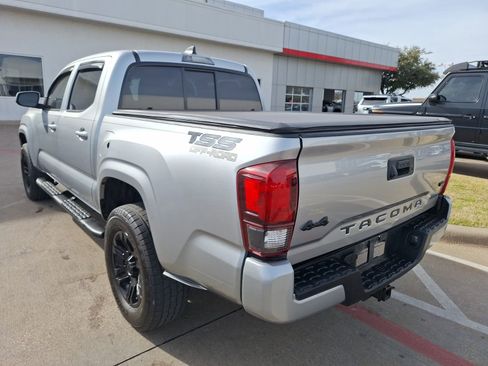 Used 2022 Toyota Tacoma SR image 4
