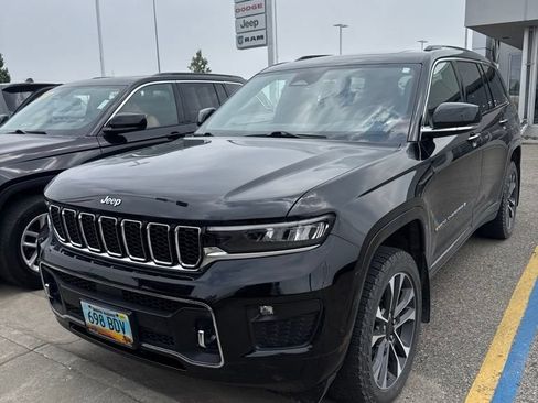 Used 2023 Jeep Grand Cherokee L Overland AWD/4WD image 4