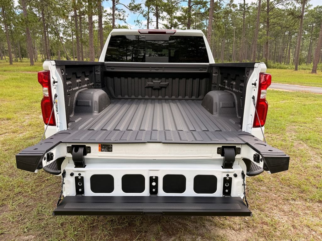 New 2026 Chevrolet Silverado 1500 RST AWD/4WD image 7