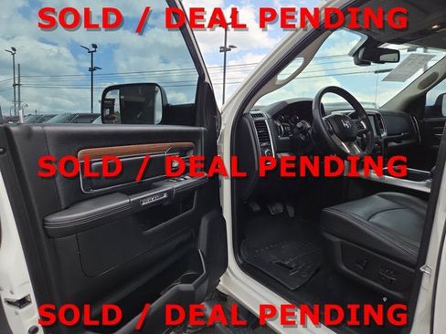 Used 2016 RAM 3500 Laramie w/ Sport Appearance Group AWD/4WD image 7