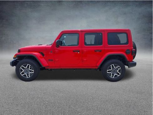 Used 2025 Jeep Wrangler Unlimited Sahara AWD/4WD image 6