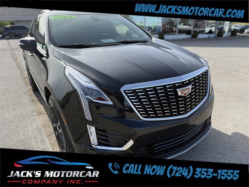 Used 2025 Cadillac XT5 Premium Luxury w/ LPO, Floor Liner Package AWD/4WD image 5