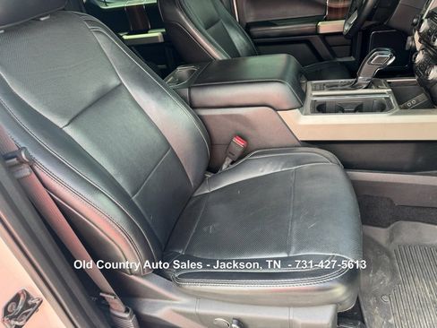 Used 2017 Ford F150 Lariat w/ Equipment Group 502A Luxury image 20