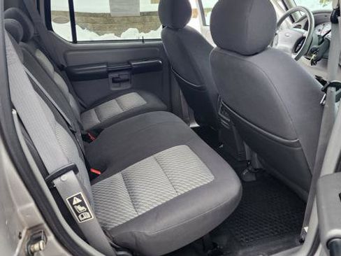 Used 2003 Ford Explorer Sport Trac XLS image 16