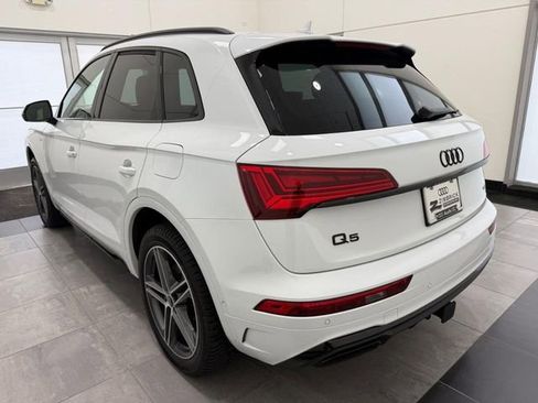 Used 2023 Audi Q5 e Prestige w/ Prestige Package AWD/4WD image 4