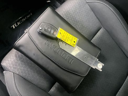 Used 2017 Hyundai Tucson SE image 15